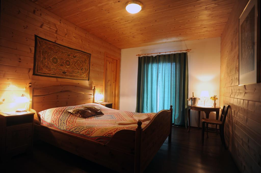 Eco Hotel Locanda Del Giglio Roveredo Capriasca Стая снимка